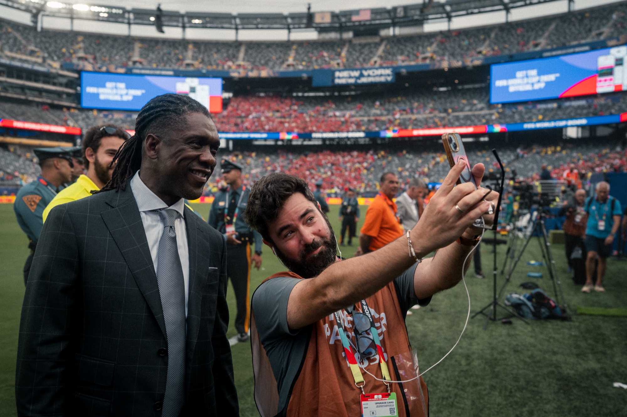 Frame from FOX Sports field coverage at the 2026 FIFA World Cup, MetLife Stadium